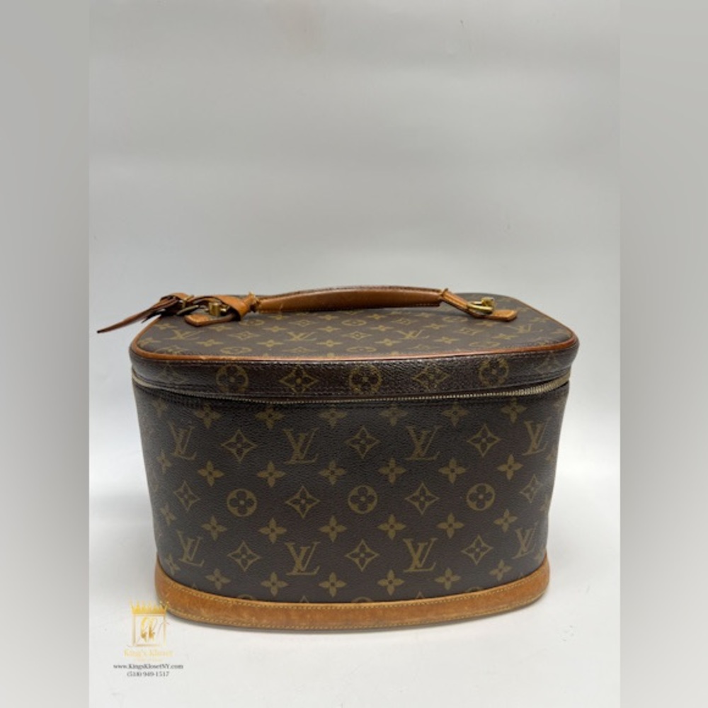 Louis Vuitton Monogram Vanity - image 1